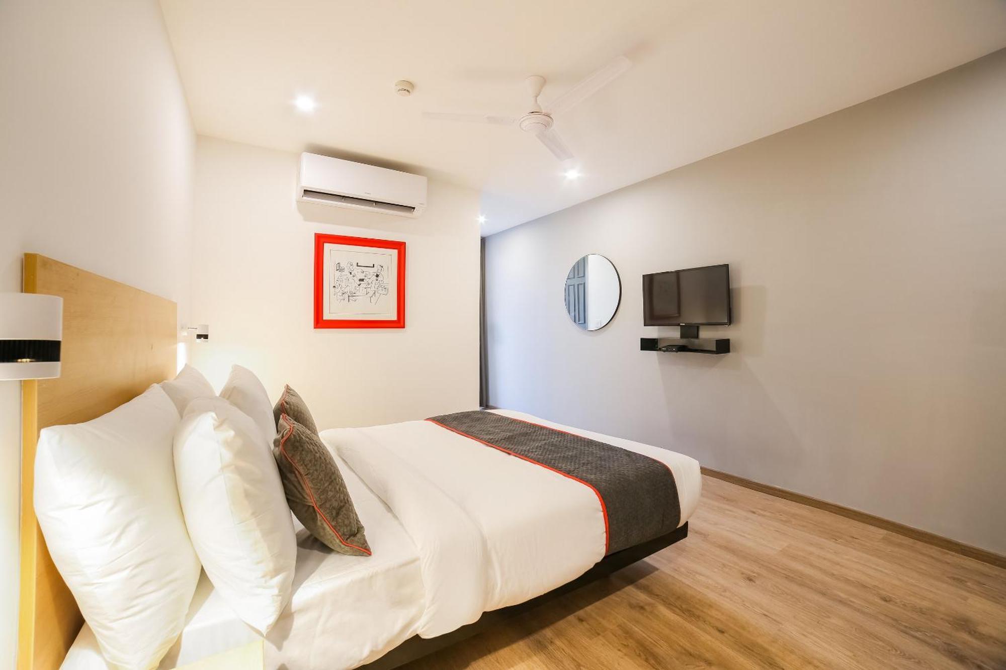 Super Townhouse Near Appu Ghar Hotell Gurgaon Exteriör bild